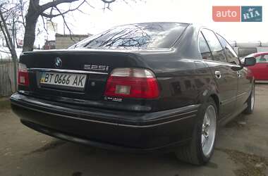 Седан BMW 5 Series 2002 в Херсоне