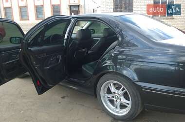 Седан BMW 5 Series 2002 в Херсоне