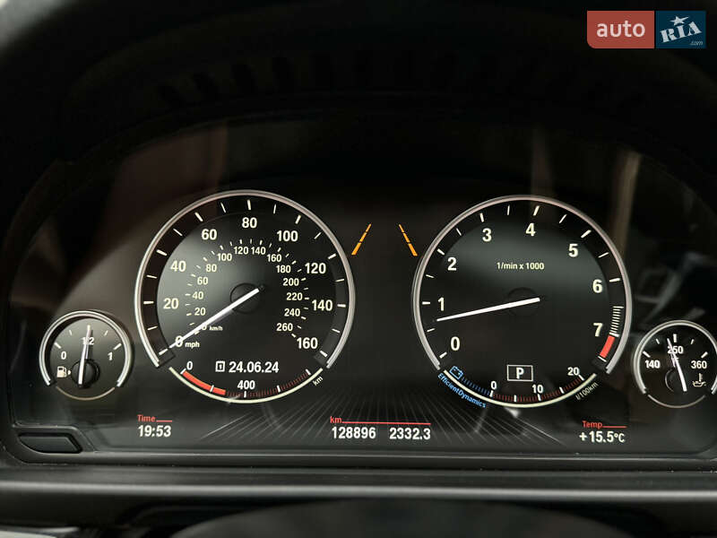 Седан BMW 5 Series 2015 в Львові
