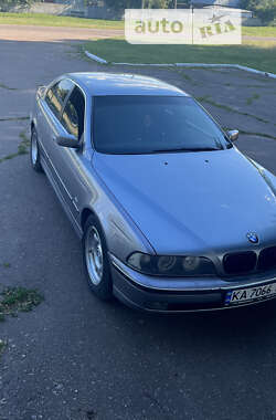 Седан BMW 5 Series 1996 в Киеве