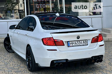 Седан BMW 5 Series 2014 в Одессе