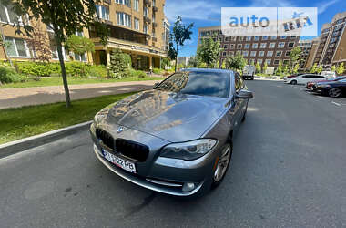 Седан BMW 5 Series 2011 в Киеве