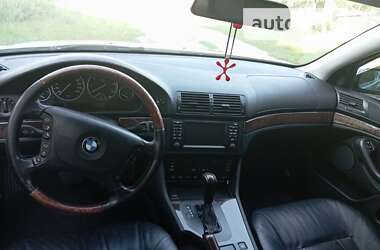 Седан BMW 5 Series 2003 в Білогір'ї