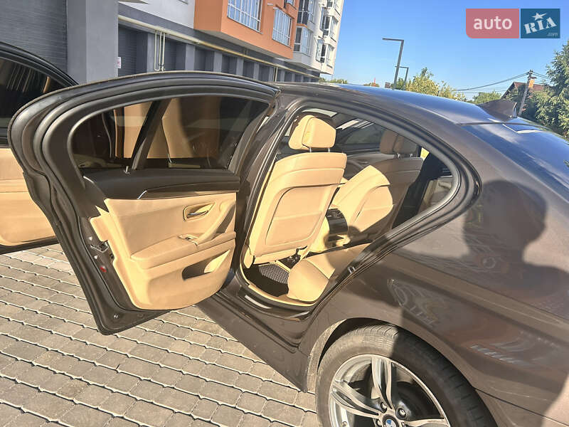 Седан BMW 5 Series 2010 в Вінниці