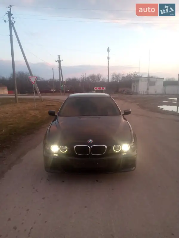 BMW 5 Series 2001 VIN WBADT21090GZ01696 фото оголошення 10 з 53