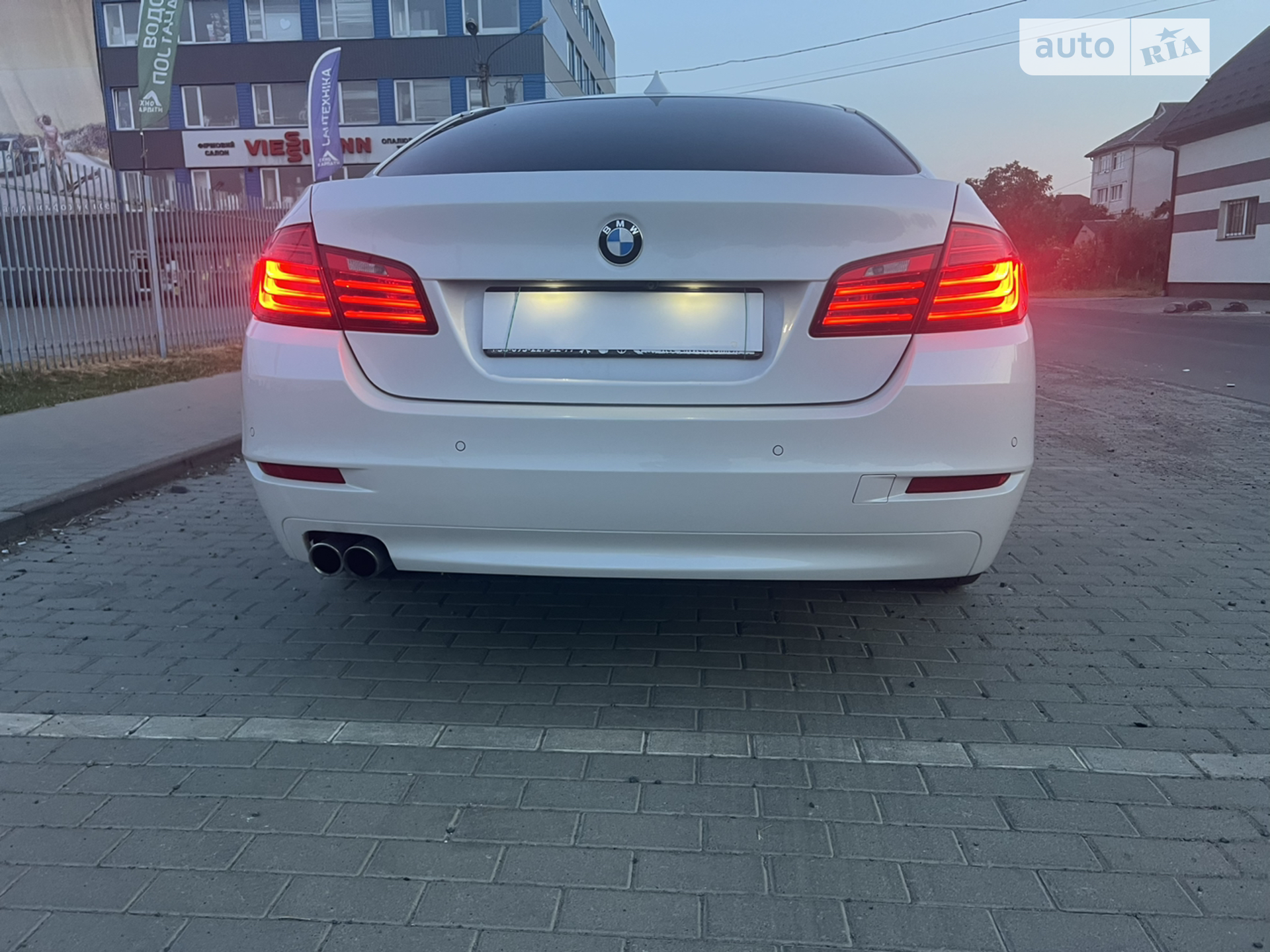 2016 BMW 5er - мініатюра 18