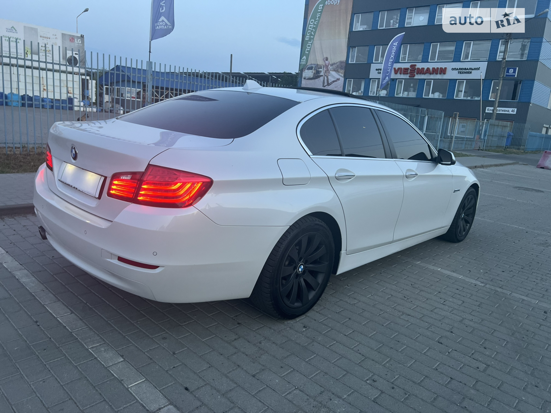 2016 BMW 5er - мініатюра 20