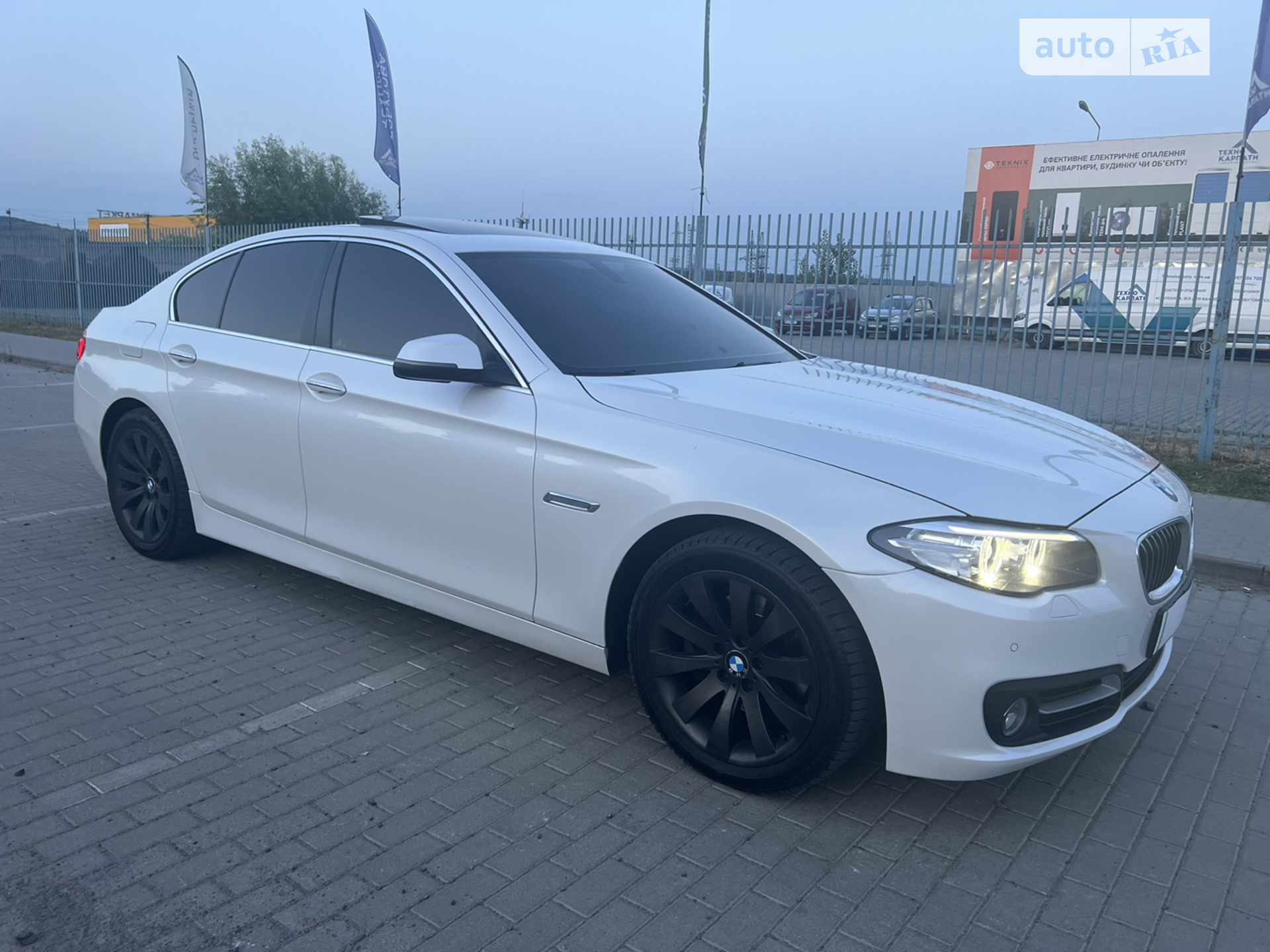 2016 BMW 5er - мініатюра 4