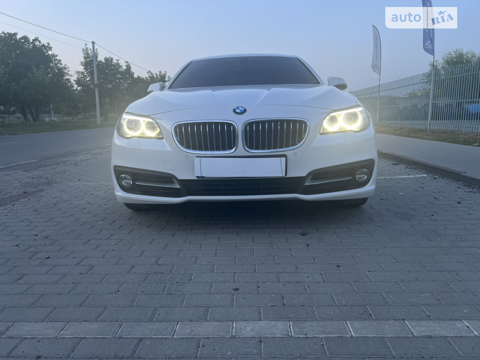 2016 BMW 5er - мініатюра 23