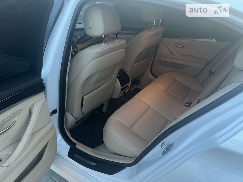 Седан BMW 5 Series 2016 в Мукачевому фото 27 Седан BMW 5 Series 2016 в Мукачевому