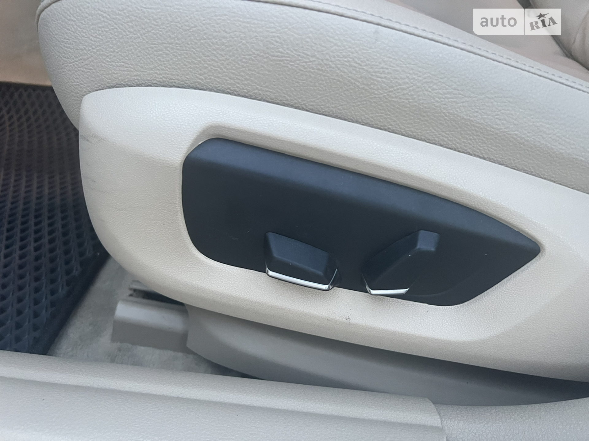 2016 BMW 5er - мініатюра 30