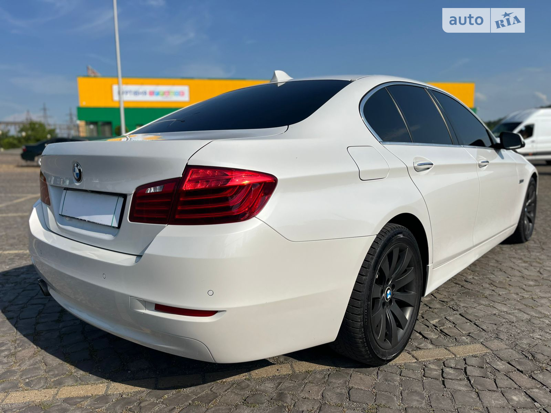 2016 BMW 5er - мініатюра 12