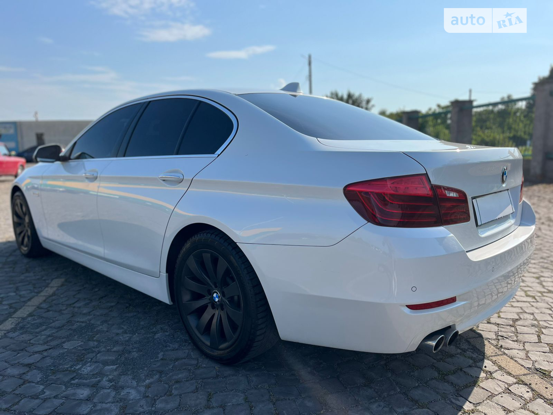 2016 BMW 5er - мініатюра 13