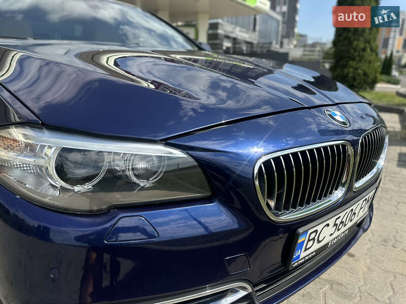 Седан BMW 5 Series 2015 в Львові