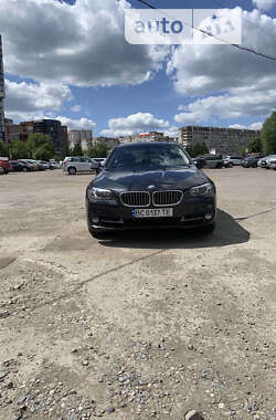 Седан BMW 5 Series 2016 в Львові