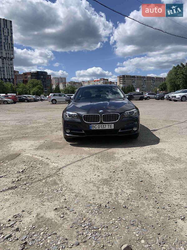 BMW 5 Series 2016