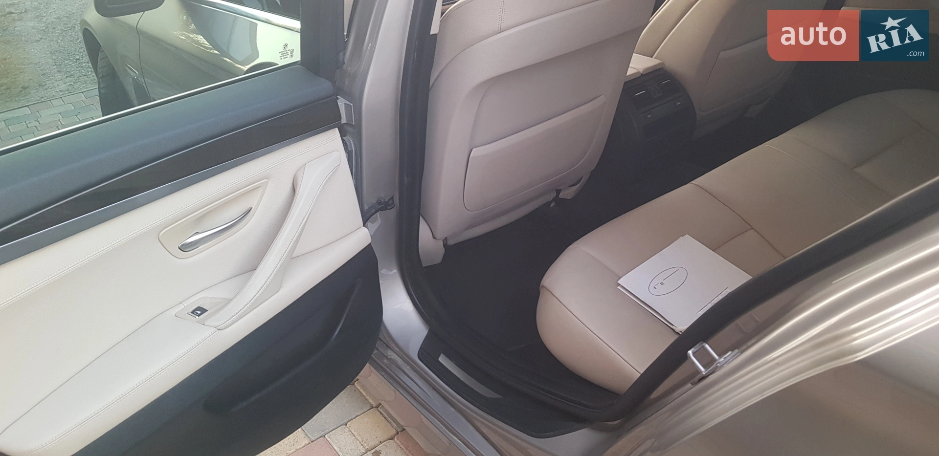 2012 BMW 5er - мініатюра 11