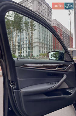 Седан BMW 5 Series 2021 в 
