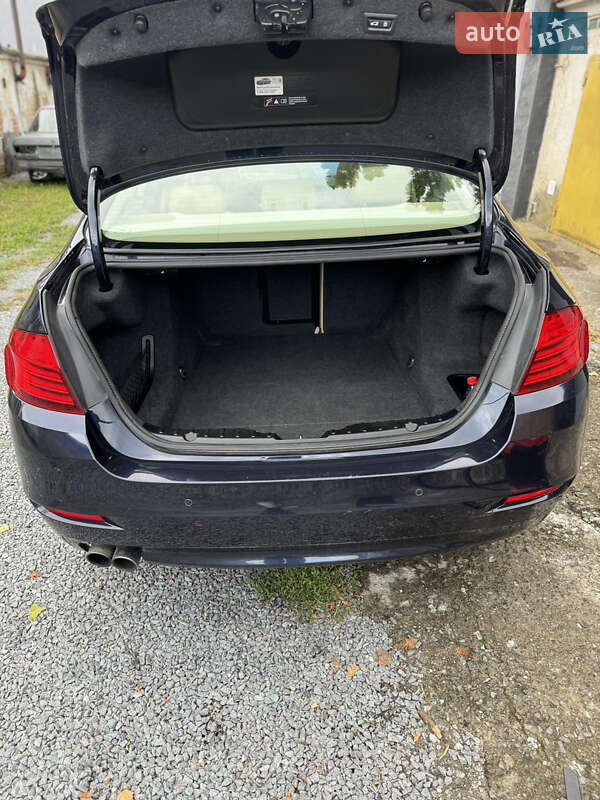 Седан BMW 5 Series 2015 в Рівному