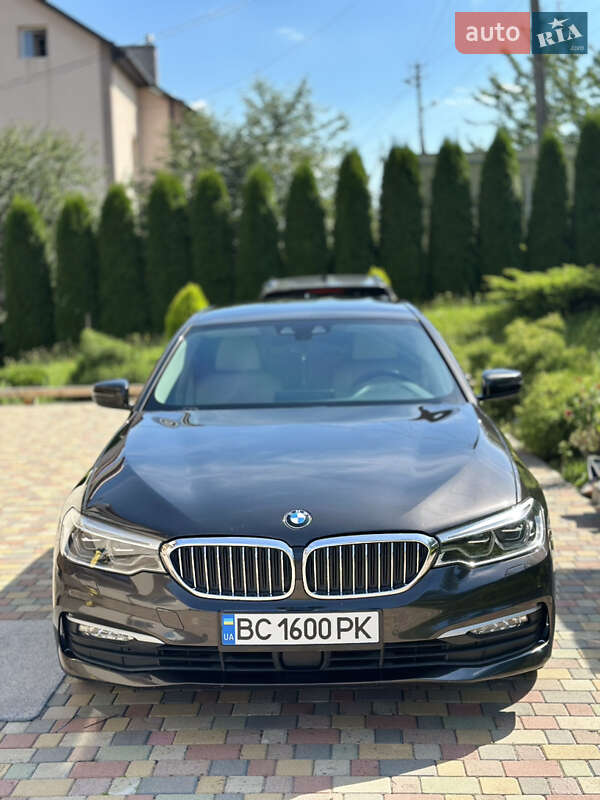 Седан BMW 5 Series 2017 в 