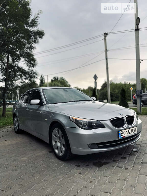 Седан BMW 5 Series 2003 в Тернополі