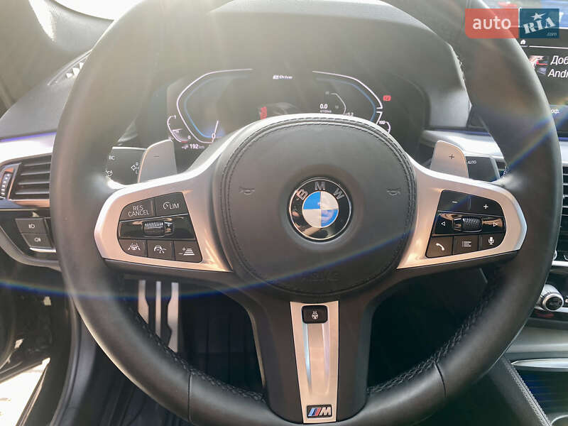 Седан BMW 5 Series 2019 в Ужгороде