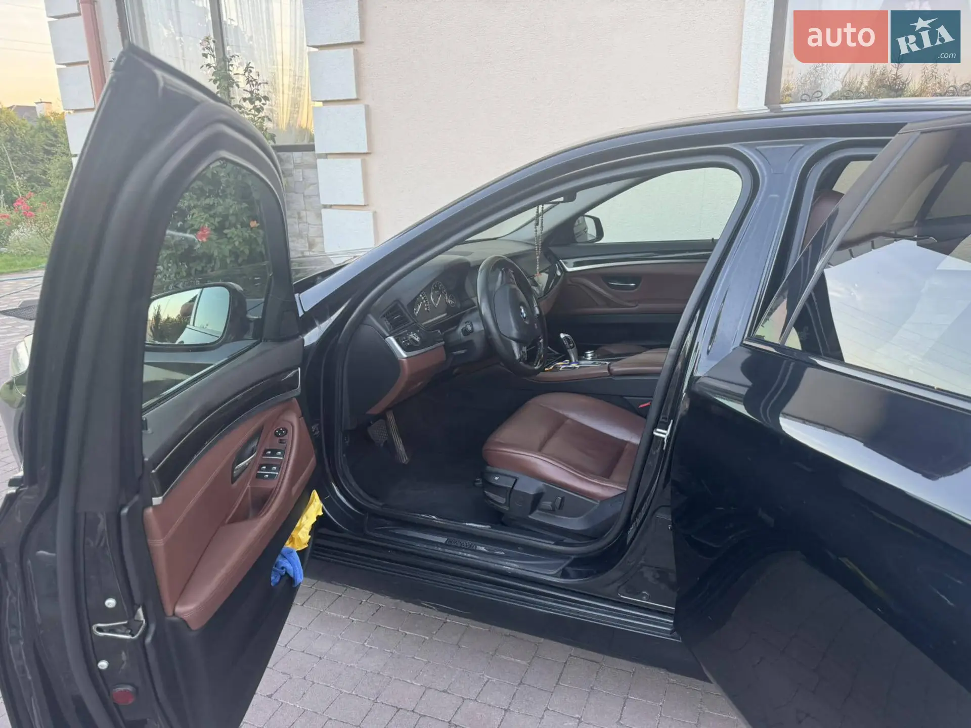2012 BMW 5er - мініатюра 3