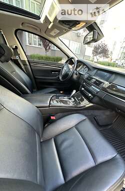 Седан BMW 5 Series 2013 в 