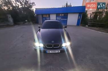 Седан BMW 5 Series 2000 в Снигиревке