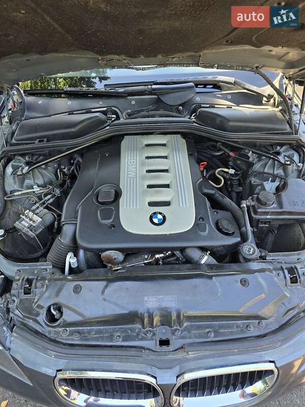 Универсал BMW 5 Series 2004 в Вижнице