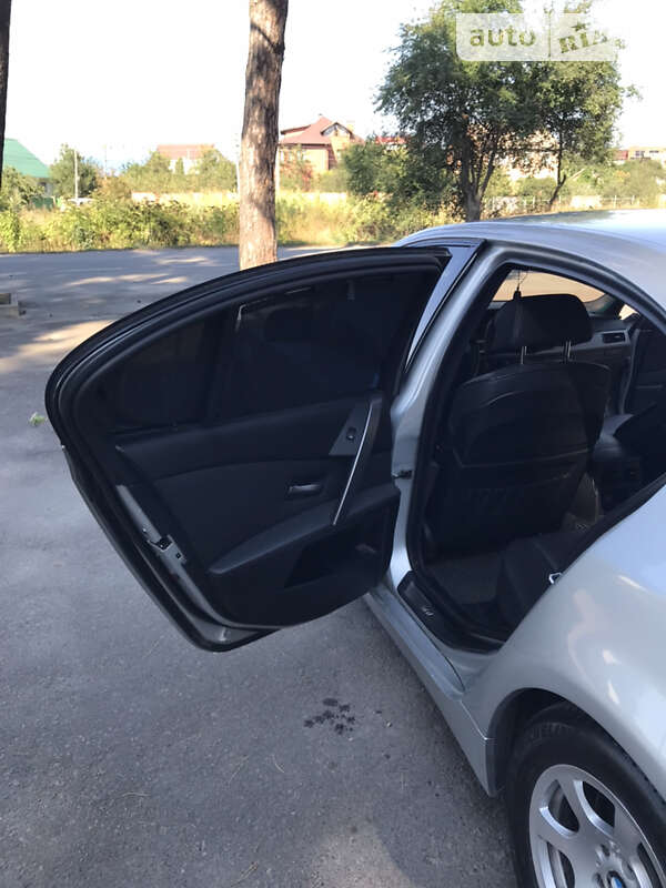 Седан BMW 5 Series 2006 в Виннице
