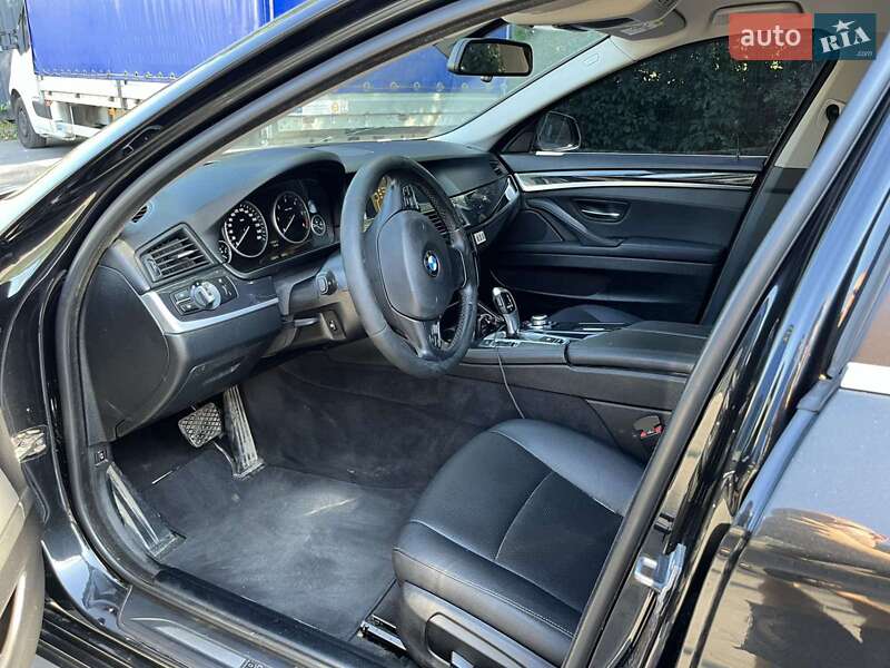 Седан BMW 5 Series 2013 в Каменец-Подольском