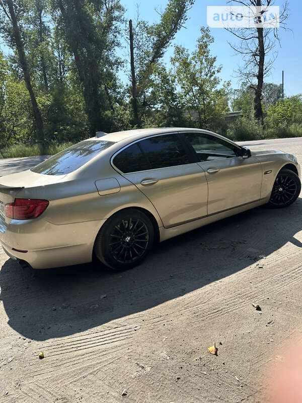 Седан BMW 5 Series 2012 в Киеве