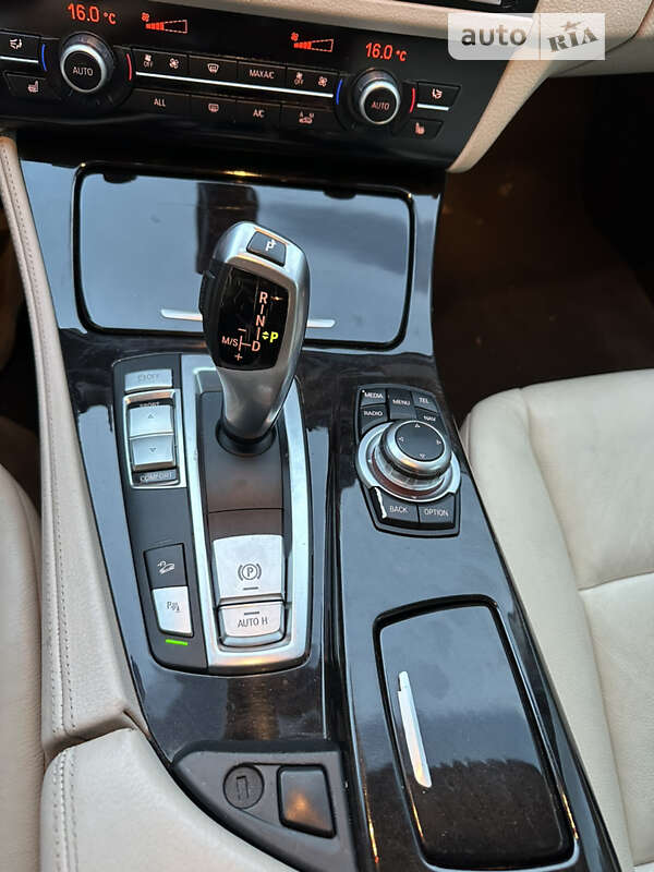 Седан BMW 5 Series 2012 в Киеве