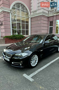 Седан BMW 5 Series 2015 в Одессе