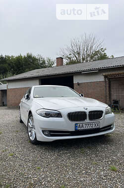 Седан BMW 5 Series 2012 в Ніжині