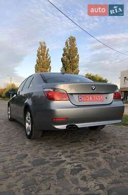 Седан BMW 5 Series 2003 в Дубні