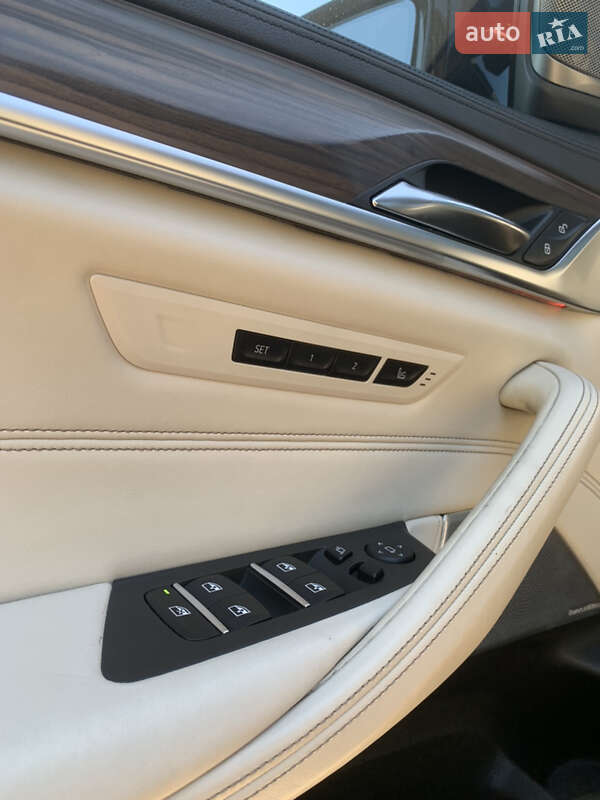 Седан BMW 5 Series 2017 в Запорожье фото 12 Седан BMW 5 Series 2017 в Запорожье