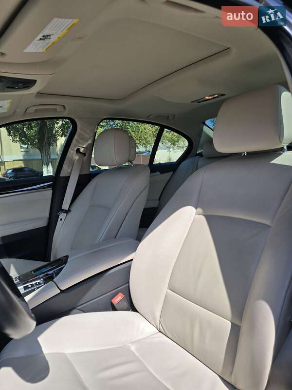 Седан BMW 5 Series 2011 в Киеве фото 8 Седан BMW 5 Series 2011 в Киеве