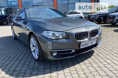 Седан BMW 5 Series 2015 в Львові