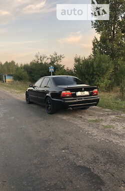 Седан BMW 5 Series 2002 в Торчині