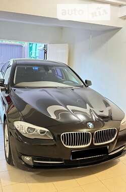 Седан BMW 5 Series 2012 в Харькове