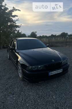 Седан BMW 5 Series 2001 в Латовке