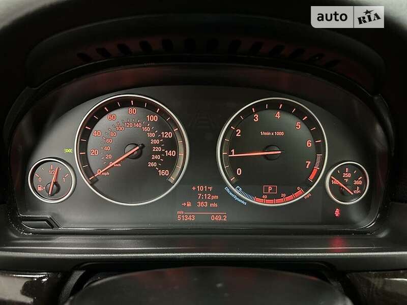 Седан BMW 5 Series 2013 в Львове