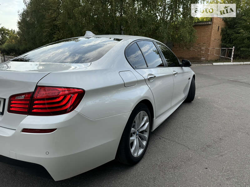 Седан BMW 5 Series 2016 в Виннице