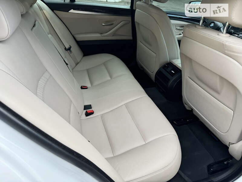 Седан BMW 5 Series 2016 в Виннице