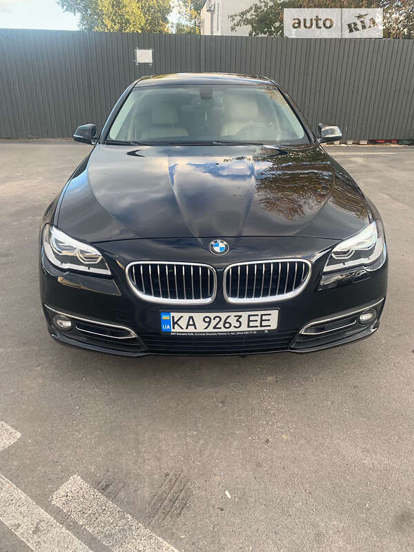 Седан BMW 5 Series 2015 в Києві