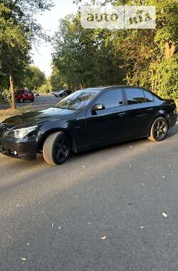 Седан BMW 5 Series 2005 в Смеле