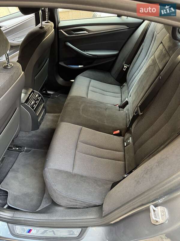 Седан BMW 5 Series 2018 в Киеве фото 12 Седан BMW 5 Series 2018 в Киеве