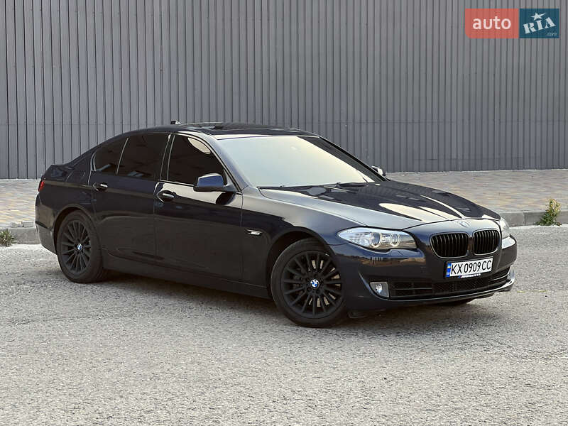 Седан BMW 5 Series 2011 в Харькове